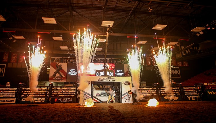 Blake Smith Wins Touring Pro Division Event in Waskesiu Lake Via Monster 90-Point Ride to Overtake No. 1 Rank in the Race for the 2022 PBR Canada Championship