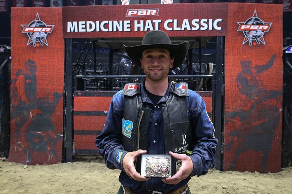 Perfect Jordan Hansen Wins Cup Series Event in Medicine Hat, Alberta, to  Crack Top 10 in the Heated Battle for the 2023 PBR Canada Championship —  The Professional Bull Riders