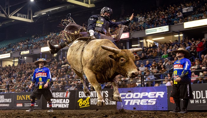 Grady Young Sweeps the Competition Friday Night Inside SaskTel Centre, Winning Round 1 and the 5/5 Bucking Battle for the PBR Saskatoon Classic